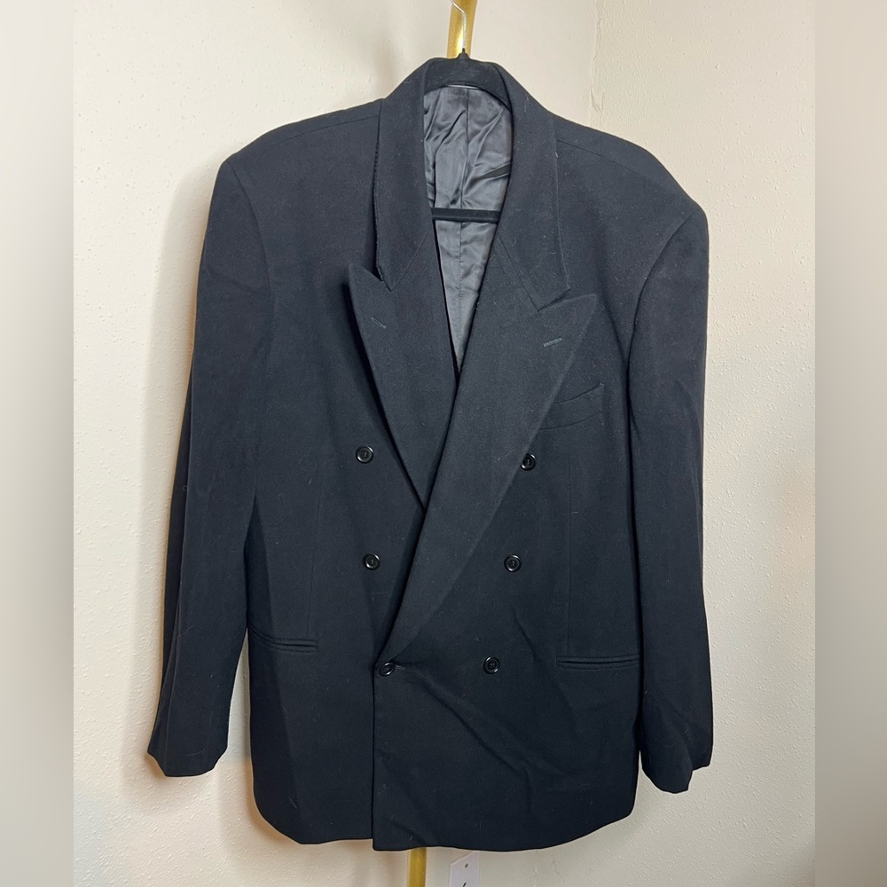 Vintage Men’s Valentino Cashmere Coat - Picture 2 of 7